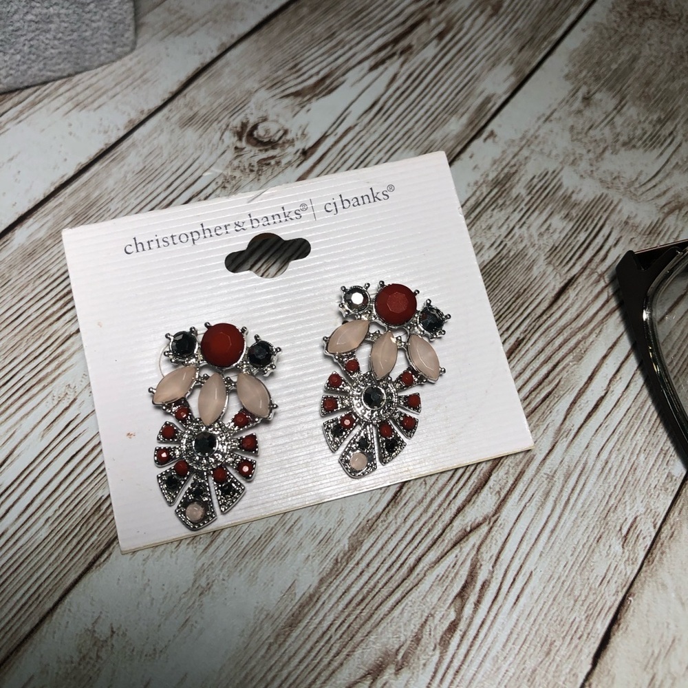 Christopher & Banks pierced earring